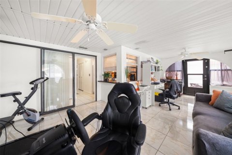 Villa ou maison à vendre à Sebring, Floride: 2 chambres, 150.04 m2 № 2142065 - photo 8