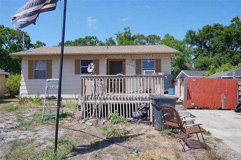 House in Tampa, Florida 2 bedrooms, 65.5 sq.m. № 1651772 - photo 1
