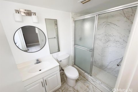 Condo in Pompano Beach, Florida, 2 bedrooms  № 2173970 - photo 20