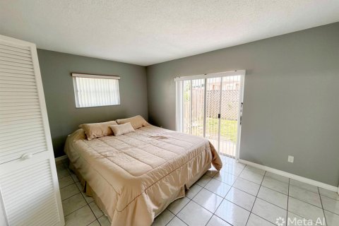 Condo in Pompano Beach, Florida, 2 bedrooms  № 2173970 - photo 21