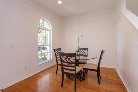 Townhouse in Windermere, Florida 4 bedrooms, 213.12 sq.m. № 2386655 - photo 5