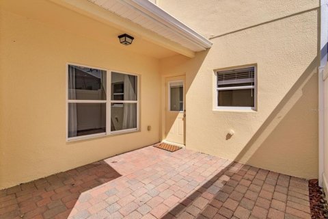 Townhouse in Windermere, Florida 4 bedrooms, 213.12 sq.m. № 2386655 - photo 21