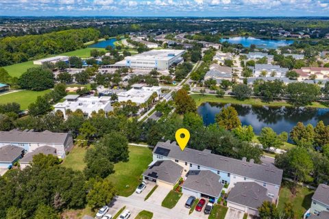 Townhouse in Windermere, Florida 4 bedrooms, 213.12 sq.m. № 2386655 - photo 27