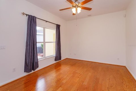 Townhouse in Windermere, Florida 4 bedrooms, 213.12 sq.m. № 2386655 - photo 10
