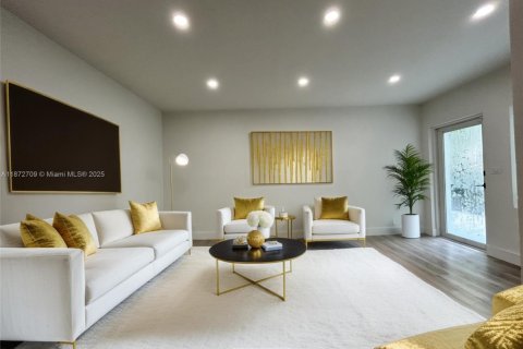 Apartamento en alquiler en Miami Beach, Florida, 1 dormitorio, 60.85 m2 № 1922592 - foto 4