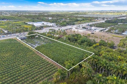 Commercial property in Miami, Florida № 2019898 - photo 7