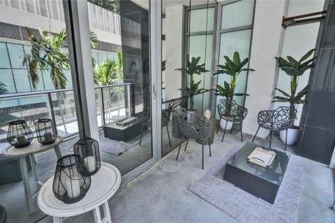Condominio en alquiler en Miami, Florida, 61.5 m2 № 1993611 - foto 11