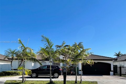 Immobilier commercial à Miami, Floride 1 chambre, 65.03 m2 № 2023774