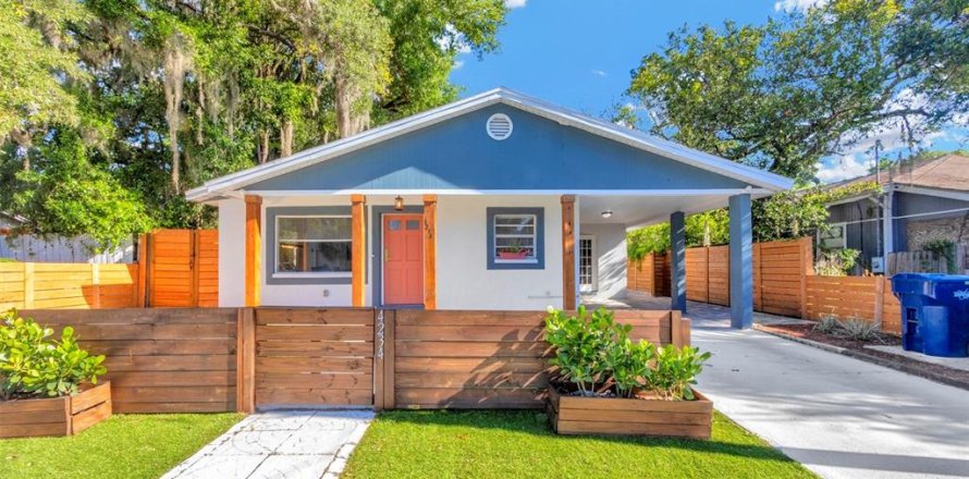 Villa ou maison à Tampa, Floride 3 chambres, 111.11 m2 № 1835506