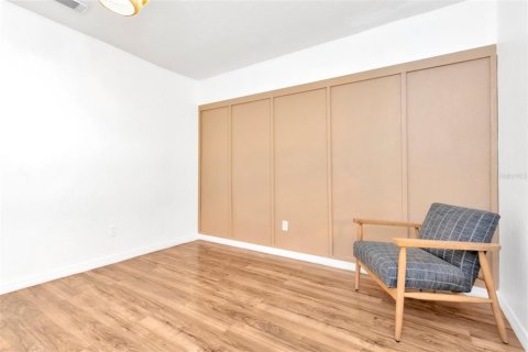 House in Tampa, Florida 3 bedrooms, 111.11 sq.m. № 1835506 - photo 18
