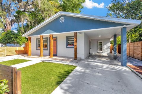 House in Tampa, Florida 3 bedrooms, 111.11 sq.m. № 1835506 - photo 3