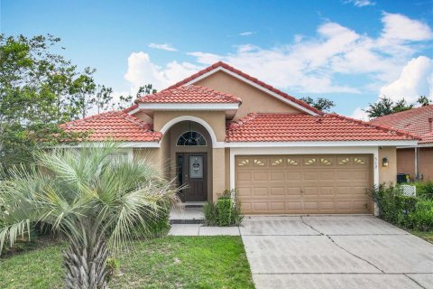 House in Davenport, Florida 5 bedrooms, 205.13 sq.m. № 1774789 - photo 1