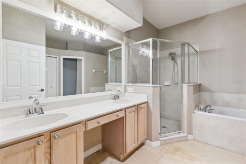Villa ou maison à vendre à Kissimmee, Floride: 4 chambres, 211.63 m2 № 2107268 - photo 16