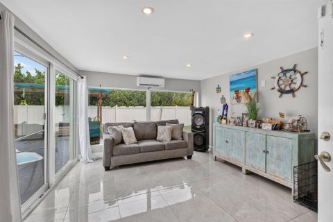 Villa ou maison à vendre à Fort Lauderdale, Floride: 4 chambres, 127.55 m2 № 2433022 - photo 13