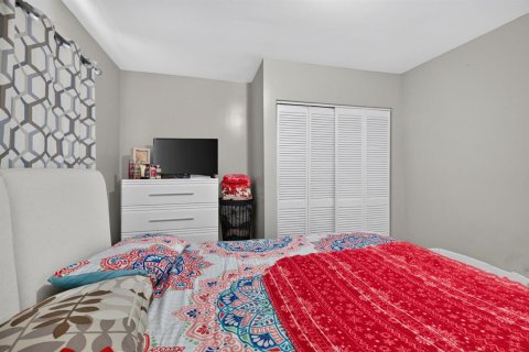 Villa ou maison à vendre à Fort Lauderdale, Floride: 4 chambres, 127.55 m2 № 2433022 - photo 26