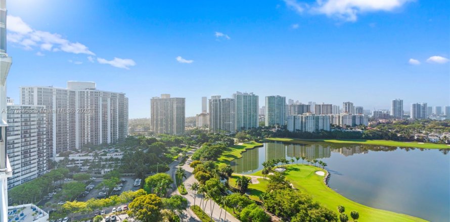 Condo in Aventura, Florida, 2 bedrooms  № 1868251
