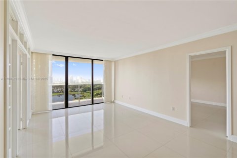 Condo in Aventura, Florida, 2 bedrooms  № 1868251 - photo 8