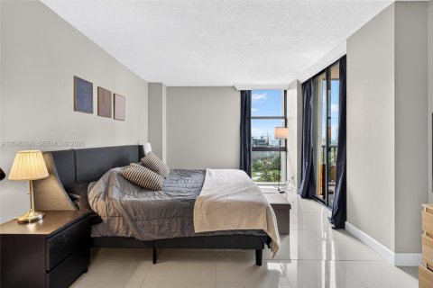 Copropriété à vendre à Aventura, Floride: 2 chambres, 105.72 m2 № 2387766 - photo 15