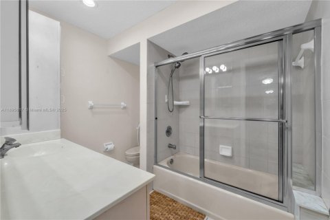Villa ou maison à vendre à Davie, Floride: 4 chambres, 270.35 m2 № 1949143 - photo 19