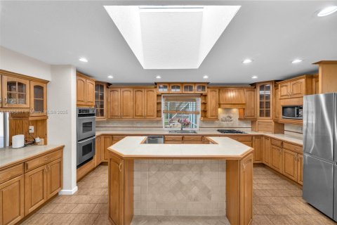 Villa ou maison à vendre à Davie, Floride: 4 chambres, 270.35 m2 № 1949143 - photo 5