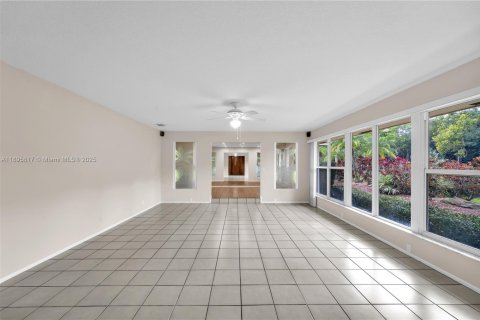Villa ou maison à vendre à Davie, Floride: 4 chambres, 270.35 m2 № 1949143 - photo 25