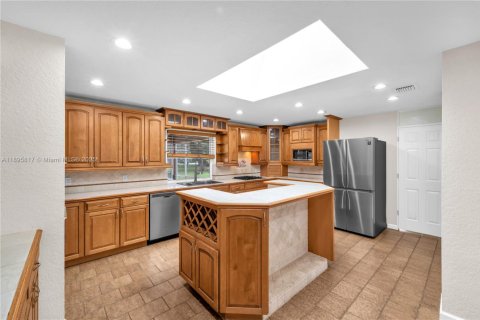Villa ou maison à vendre à Davie, Floride: 4 chambres, 270.35 m2 № 1949143 - photo 4