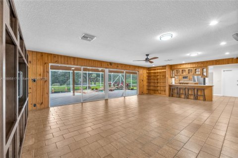 Villa ou maison à vendre à Davie, Floride: 4 chambres, 270.35 m2 № 1949143 - photo 10