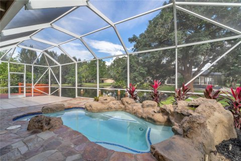Villa ou maison à vendre à Davie, Floride: 4 chambres, 270.35 m2 № 1949143 - photo 28
