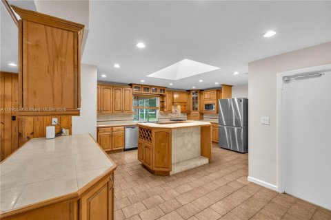 Villa ou maison à vendre à Davie, Floride: 4 chambres, 270.35 m2 № 1949143 - photo 9