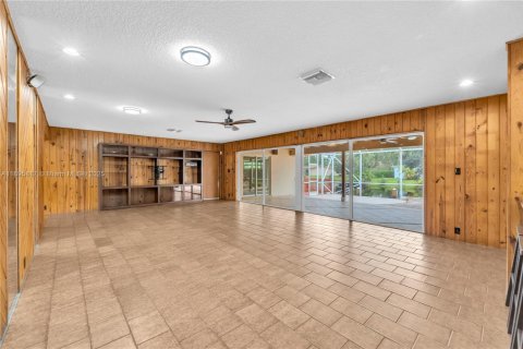 Villa ou maison à vendre à Davie, Floride: 4 chambres, 270.35 m2 № 1949143 - photo 22