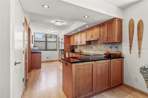 Condominio en alquiler en Longboat Key, Florida, 2 dormitorios, 148.74 m2 № 1138203 - foto 21