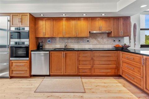 Condominio en alquiler en Longboat Key, Florida, 2 dormitorios, 148.74 m2 № 1138203 - foto 14