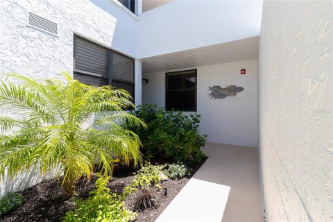 Condominio en alquiler en Longboat Key, Florida, 2 dormitorios, 148.74 m2 № 1138203 - foto 10