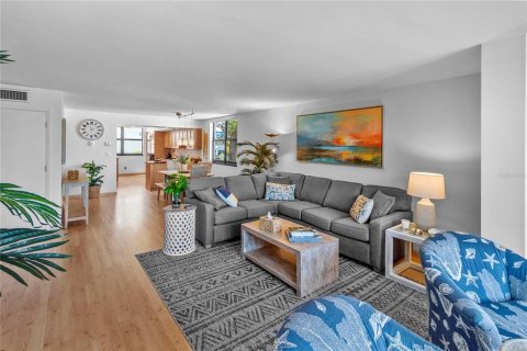 Condominio en alquiler en Longboat Key, Florida, 2 dormitorios, 148.74 m2 № 1138203 - foto 29