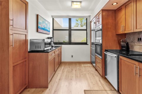 Condominio en alquiler en Longboat Key, Florida, 2 dormitorios, 148.74 m2 № 1138203 - foto 15