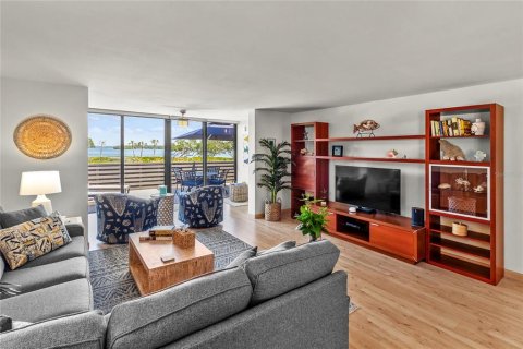 Condominio en alquiler en Longboat Key, Florida, 2 dormitorios, 148.74 m2 № 1138203 - foto 27