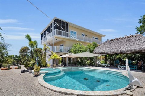 House in Key Largo, Florida 4 bedrooms, 267.56 sq.m. № 1799905 - photo 4