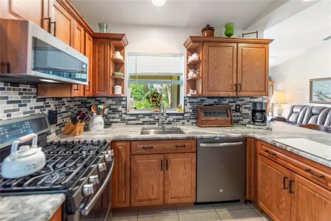 Casa en venta en North Port, Florida, 3 dormitorios, 156.45 m2 № 1719508 - foto 2