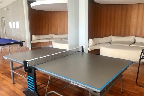 Condo in Bal Harbour, Florida, 2 bedrooms  № 969819 - photo 19