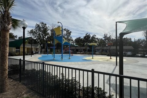 Casa en venta en Dade City, Florida, 4 dormitorios, 186.55 m2 № 1812867 - foto 12