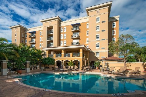 Condo in Sarasota, Florida, 2 bedrooms № 2104821