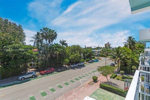Copropriété à vendre à Miami Beach, Floride: 1 chambre, 65.03 m2 № 1742149 - photo 22
