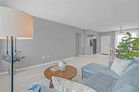 Copropriété à vendre à Miami Beach, Floride: 1 chambre, 65.03 m2 № 1742149 - photo 11