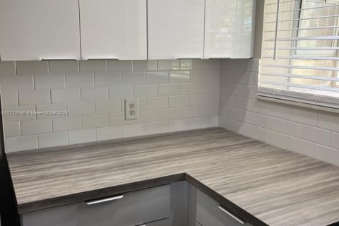 Copropriété à vendre à Margate, Floride: 2 chambres, 89.46 m2 № 1867891 - photo 5