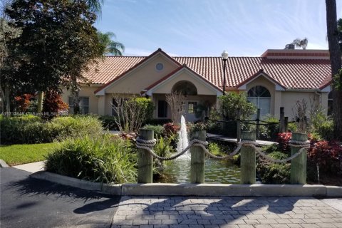 Copropriété à vendre à Margate, Floride: 2 chambres, 89.46 m2 № 1867891 - photo 15