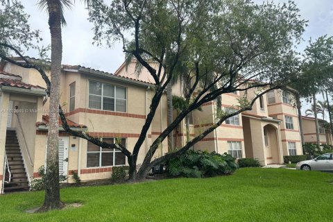 Copropriété à vendre à Margate, Floride: 2 chambres, 89.46 m2 № 1867891 - photo 2