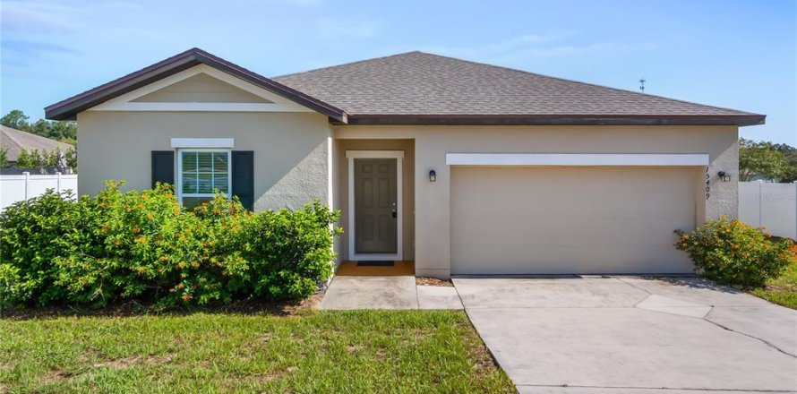 Villa ou maison à Mascotte, Floride 3 chambres, 155.61 m2 № 2318496