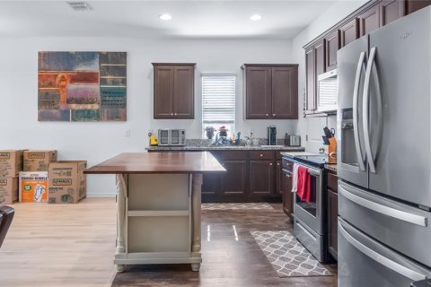 Villa ou maison à vendre à Mascotte, Floride: 3 chambres, 155.61 m2 № 2318496 - photo 6