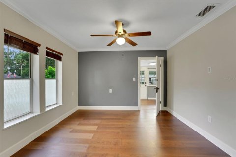 Propiedad comercial en alquiler en Mount Dora, Florida, 105.63 m2 № 1901194 - foto 14