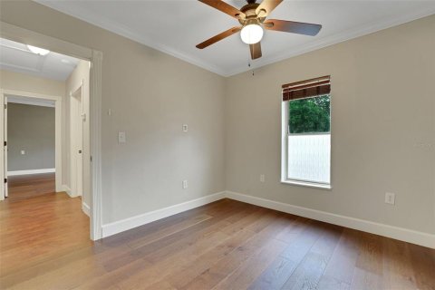 Propiedad comercial en alquiler en Mount Dora, Florida, 105.63 m2 № 1901194 - foto 11